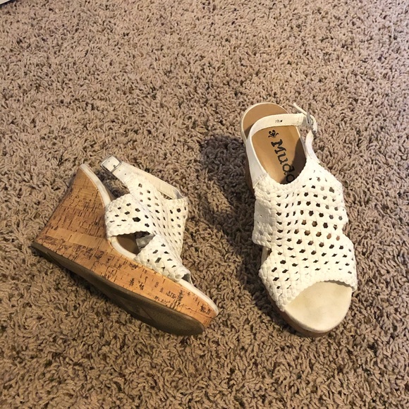 White cork wedges - Picture 1 of 3